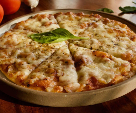 CLASSIC MARGHERITA PIZZA