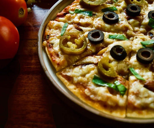 CARAMELISED GARLIC PIZZA