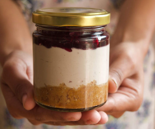 CLASSIC BLUEBERRY CHEESECAKE JAR