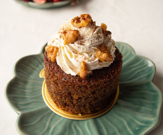 CARROT WALNUT MINI CAKE