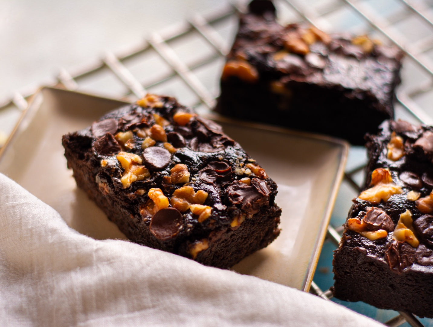 Dark Chocolate Walnut Brownie (Vegan, Gluten Free)